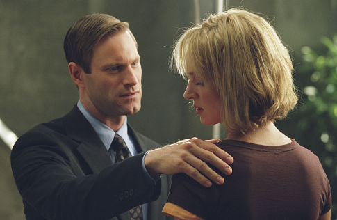 Still of Uma Thurman and Aaron Eckhart in Paycheck (2003)