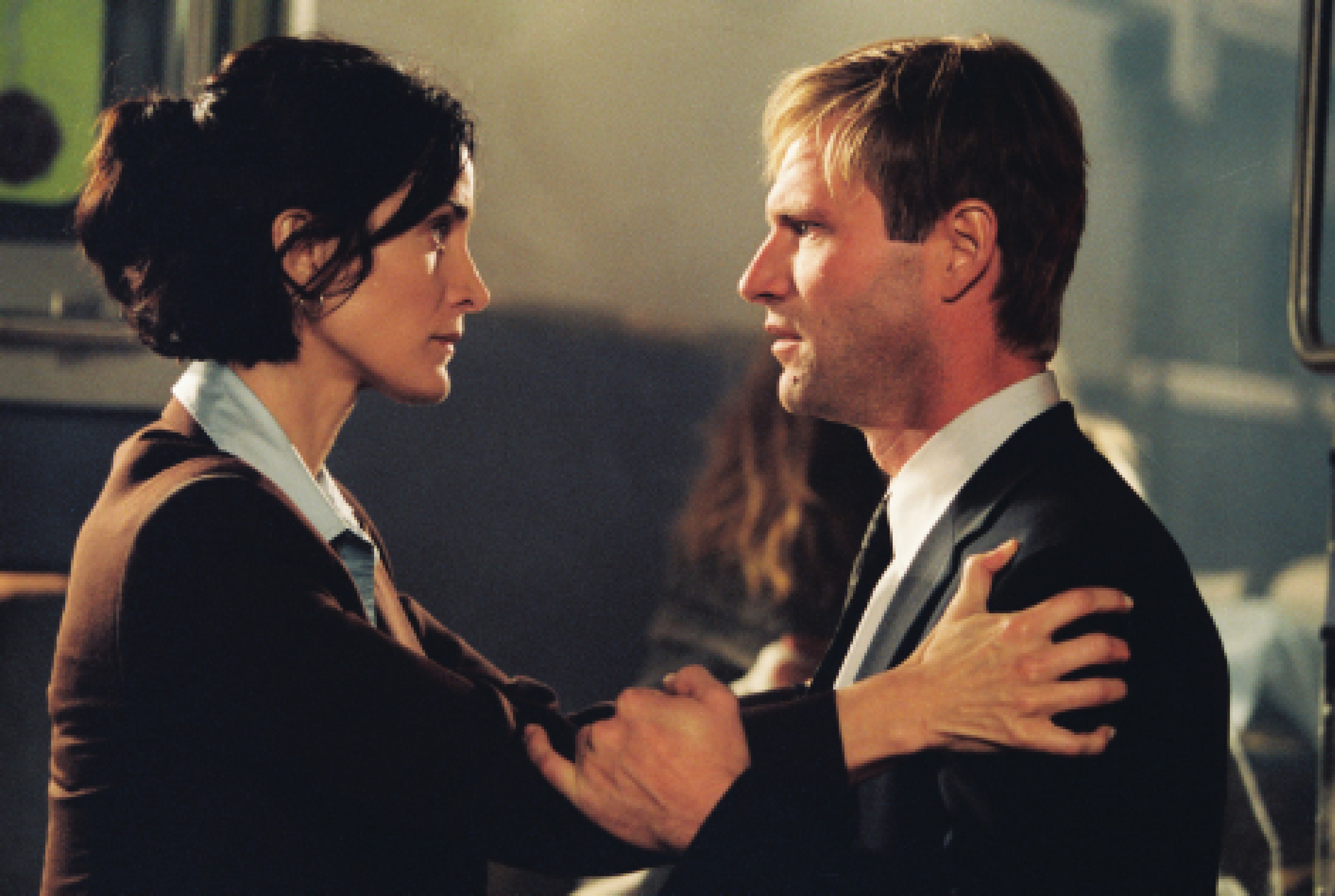 Still of Aaron Eckhart and Carrie-Anne Moss in Suspect Zero (2004)
