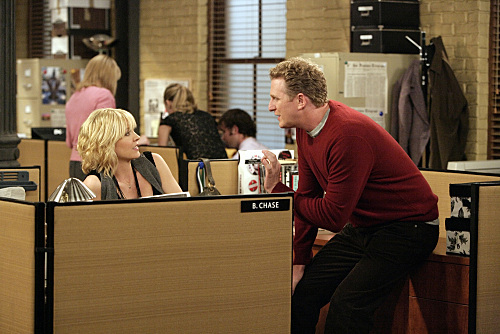 Still of Jenna Elfman and Michael Rapaport in Accidentally on Purpose (2009)