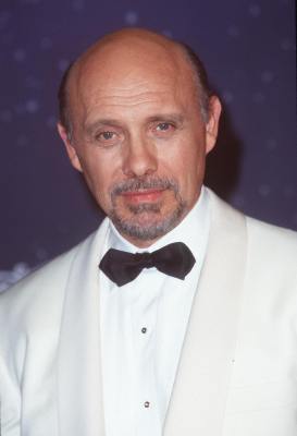 Hector Elizondo