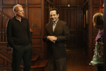 Still of Noah Emmerich and Tony Shalhoub in Monk (2002)