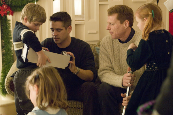 Still of Noah Emmerich and Colin Farrell in Pride and Glory (2008)