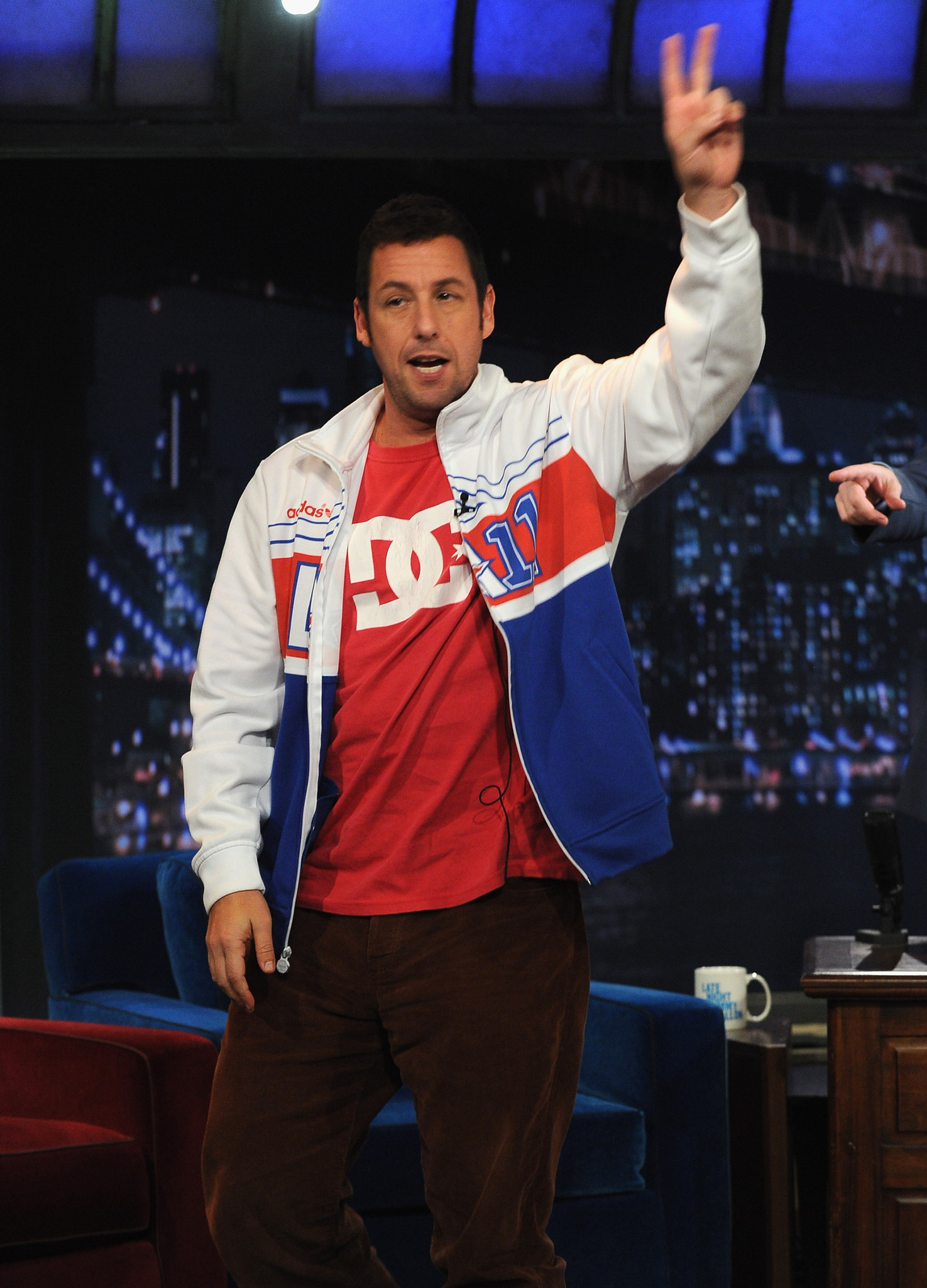 Adam Sandler at event of Late Night with Jimmy Fallon (2009)