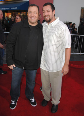 Adam Sandler and Kevin James at event of I Now Pronounce You Chuck & Larry (2007)