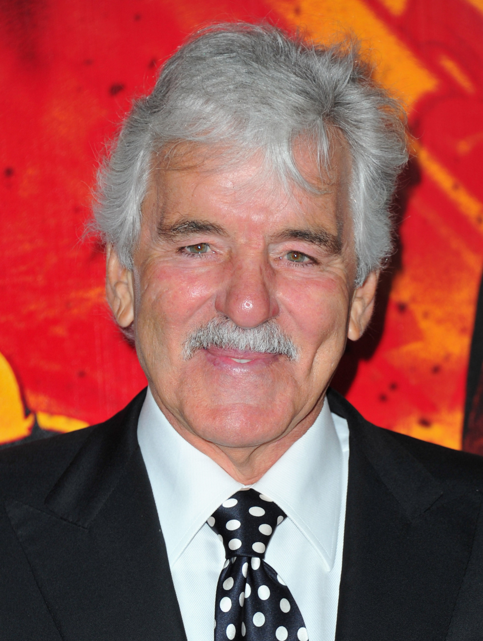 Dennis Farina at event of Luck (2011)