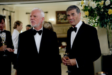 Still of Malcolm McDowell and Robert Forster in Herojai (2006)