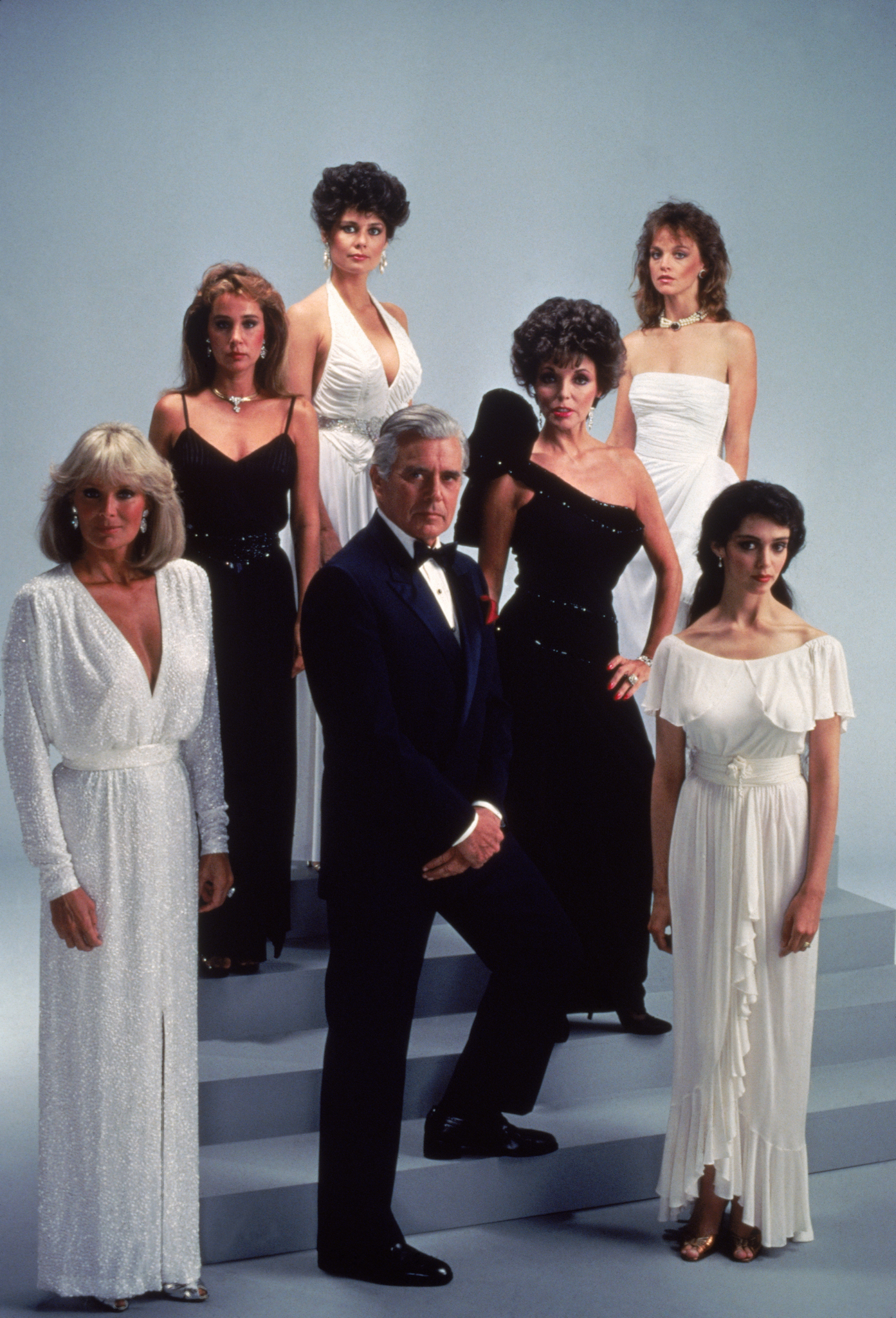 Still of Deborah Adair, Kathleen Beller, Pamela Bellwood, Joan Collins, John Forsythe, Linda Evans and Pamela Sue Martin in Dynasty (1981)