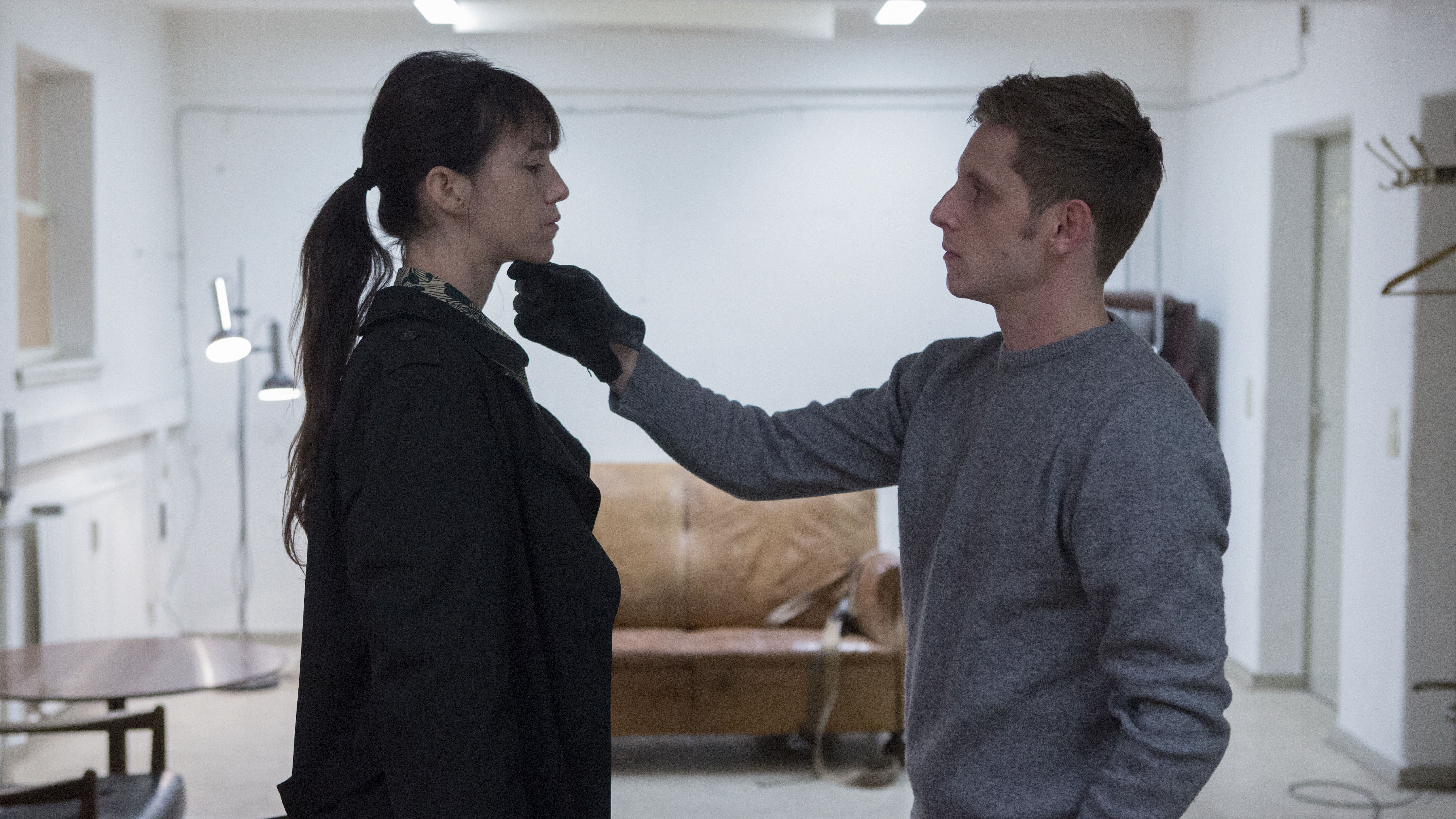 Still of Charlotte Gainsbourg and Jamie Bell in Nimfomane II (2013)