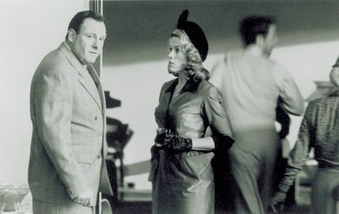 Still of Frances McDormand and James Gandolfini in The Man Who Wasn't There (2001)