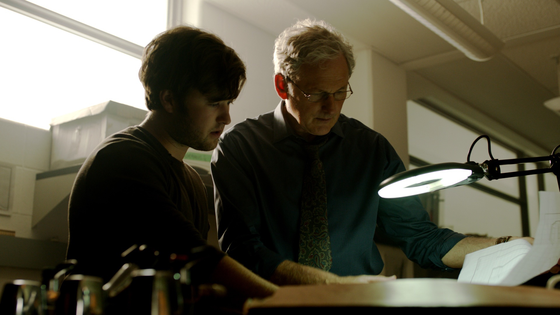 Still of Victor Garber and Haley Joel Osment in I'll Follow You Down (2013)