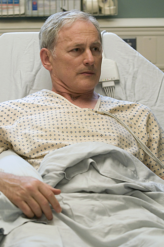 Still of Victor Garber in Nurse Jackie (2009)