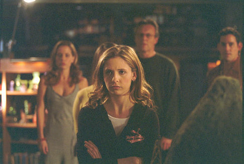 Still of Sarah Michelle Gellar, Nicholas Brendon, Emma Caulfield and Anthony Head in Vampyru zudike (1997)