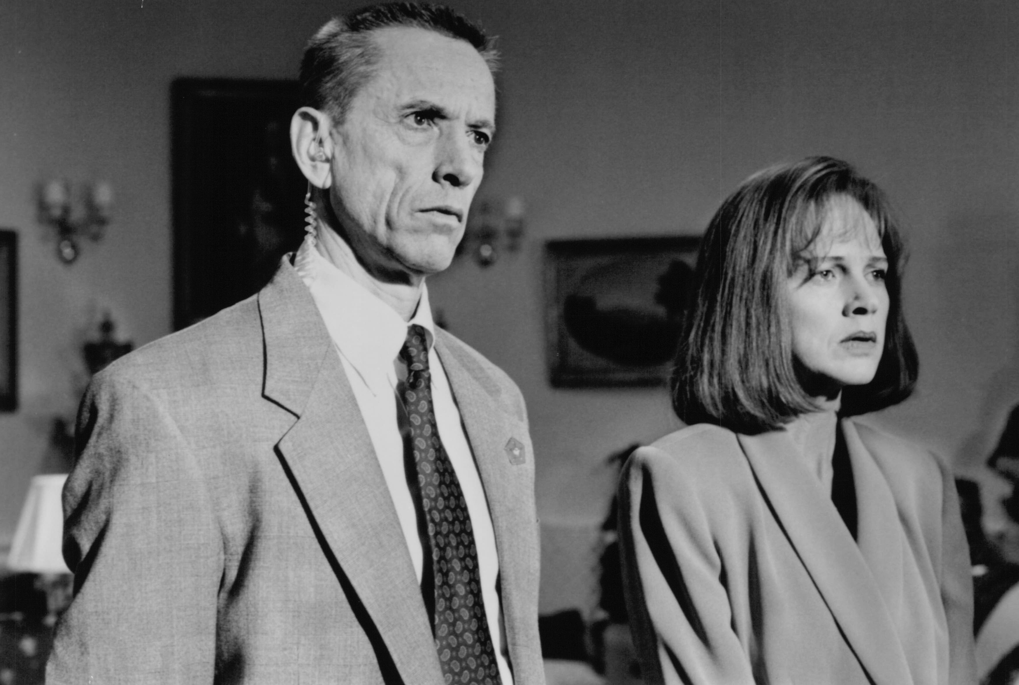 Still of Judy Davis and Scott Glenn in Absolute Power (1997)