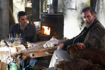 Still of John Glover and Zachary Quinto in Herojai (2006)