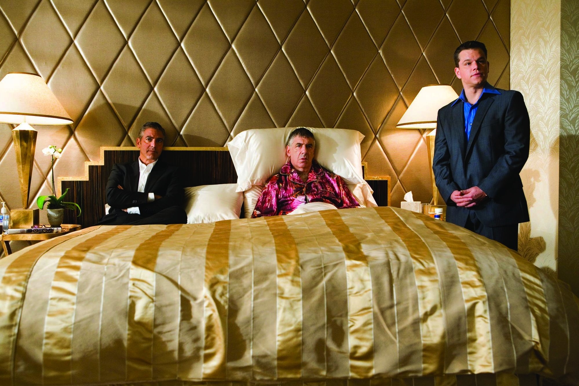 Still of George Clooney, Matt Damon and Elliott Gould in Ocean's Thirteen (2007)