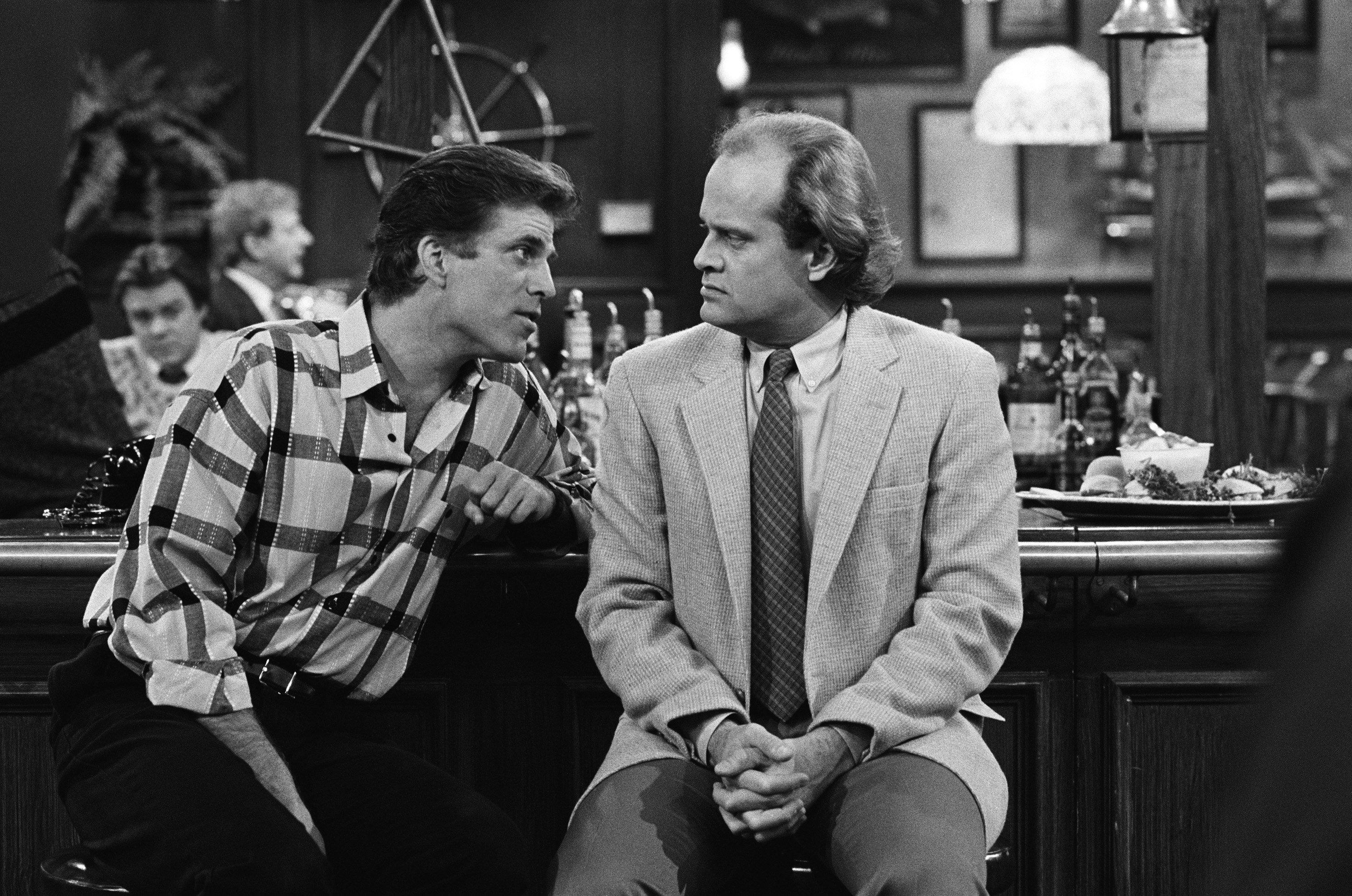 Still of Ted Danson and Kelsey Grammer in Cheers (1982)