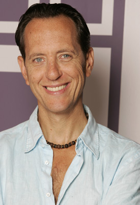 Richard E. Grant at event of Wah-Wah (2005)