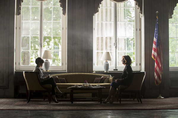 Still of Sigourney Weaver and Carla Gugino in Political Animals: Pilot (2012)