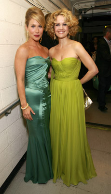 Christina Applegate and Carla Gugino