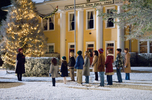 Still of Marcia Gay Harden in Christmas Cottage (2008)