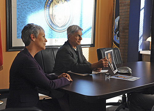 Still of Jamie Lee Curtis and Mark Harmon in NCIS: Naval Criminal Investigative Service (2003)