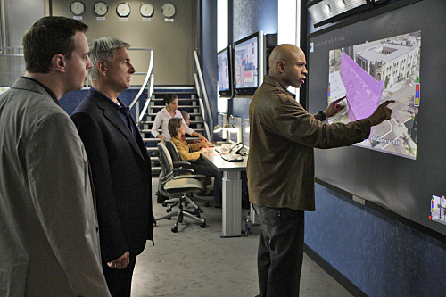 Still of Mark Harmon, LL Cool J and Sean Murray in NCIS: Naval Criminal Investigative Service (2003)