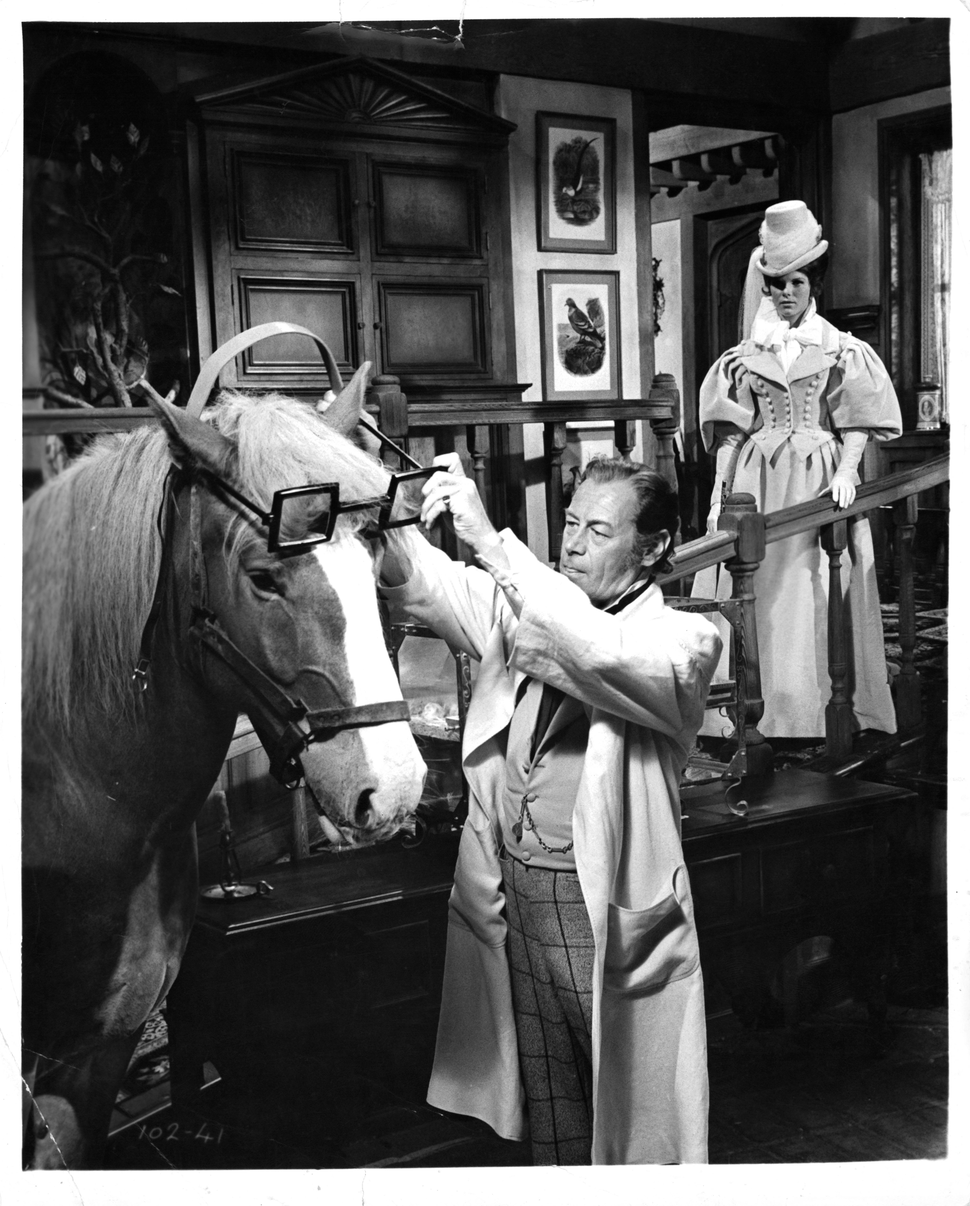 Still of Rex Harrison and Samantha Eggar in Doctor Dolittle (1967)