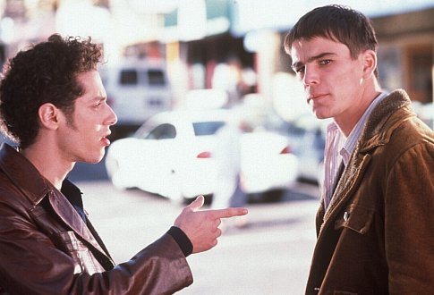 Still of Josh Hartnett and Paulo Costanzo in 40 dienu ir 40 naktu (2002)