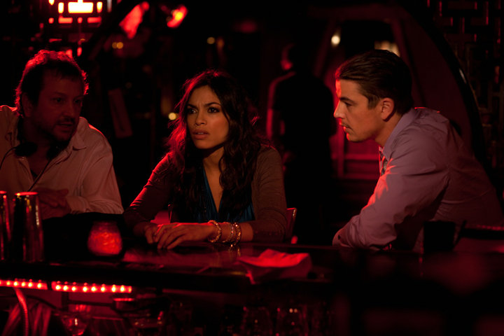 Still of Josh Hartnett, Rosario Dawson and Sebastian Gutierrez in Girl Walks Into a Bar (2011)