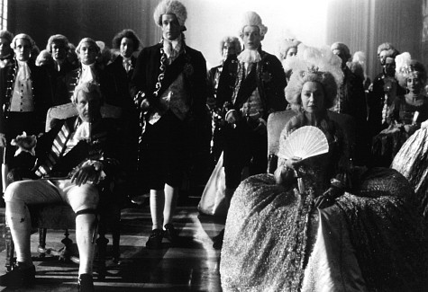 Still of Helen Mirren and Nigel Hawthorne in The Madness of King George (1994)