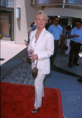 Tippi Hedren at event of Muppets from Space (1999)