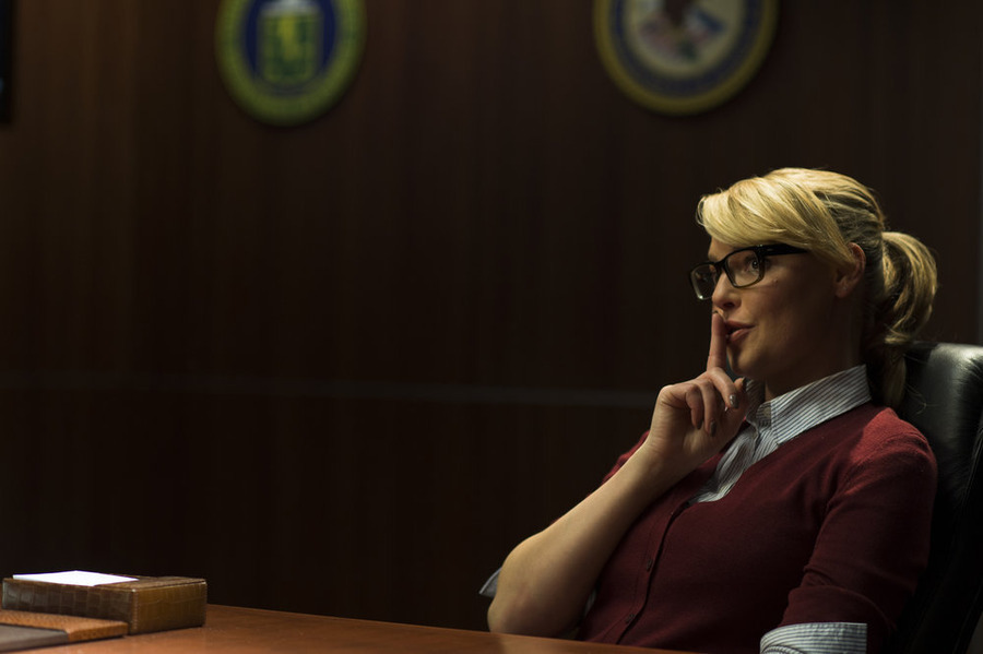 Still of Katherine Heigl in State of Affairs (2014)