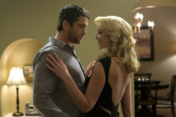 Still of Katherine Heigl and Gerard Butler in Bjauri tiesa (2009)