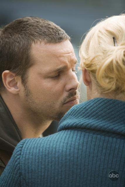 Still of Katherine Heigl and Justin Chambers in Grei anatomija (2005)