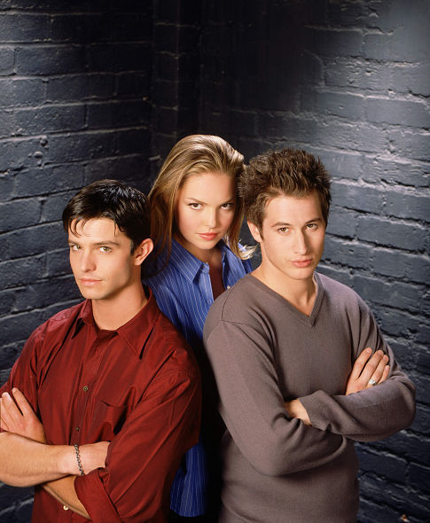 Katherine Heigl, Jason Behr and Brendan Fehr in Roswell (1999)