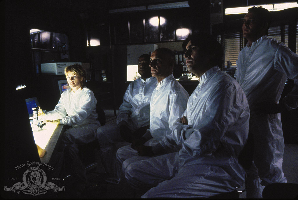 Still of Michael Madsen, Alfred Molina, Marg Helgenberger, Ben Kingsley and Forest Whitaker in Species (1995)