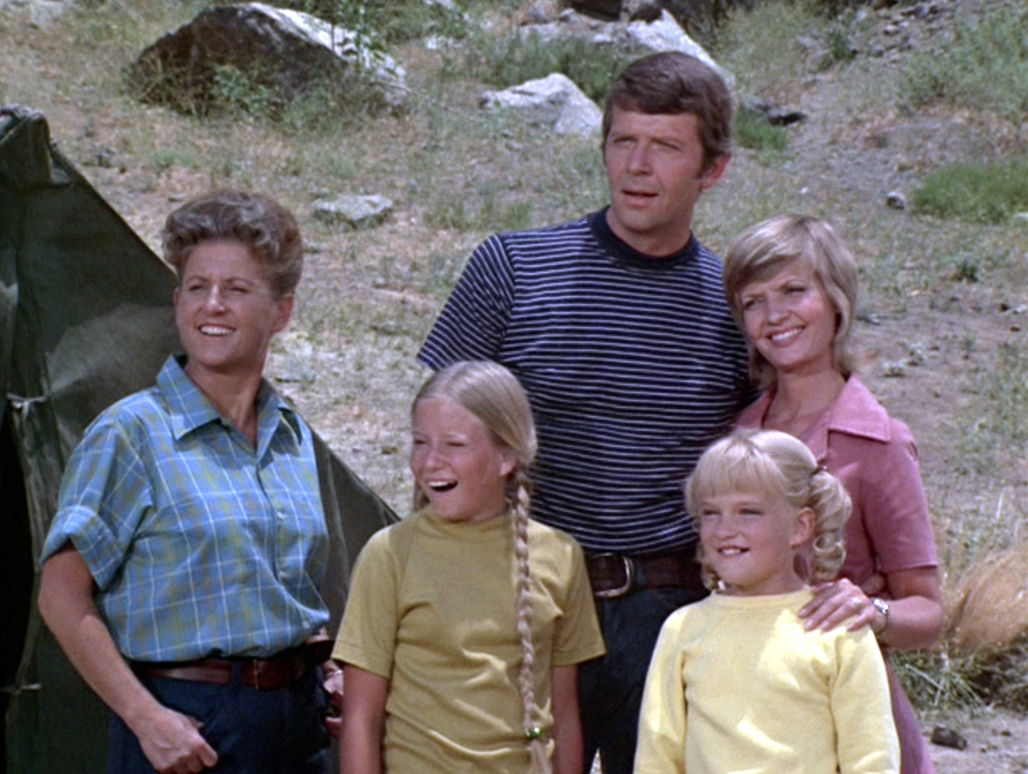 Eve Plumb, Florence Henderson, Susan Olsen, Robert Reed, Ann B. Davis, Mike Brady and Carol Brady at event of The Brady Bunch (1969)