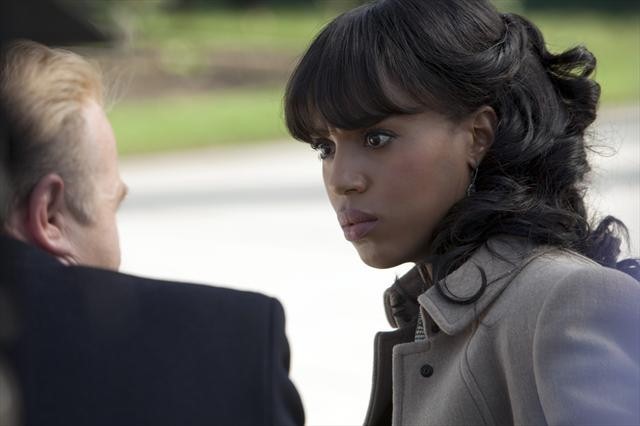 Still of Gregg Henry and Kerry Washington in Scandal (2012)