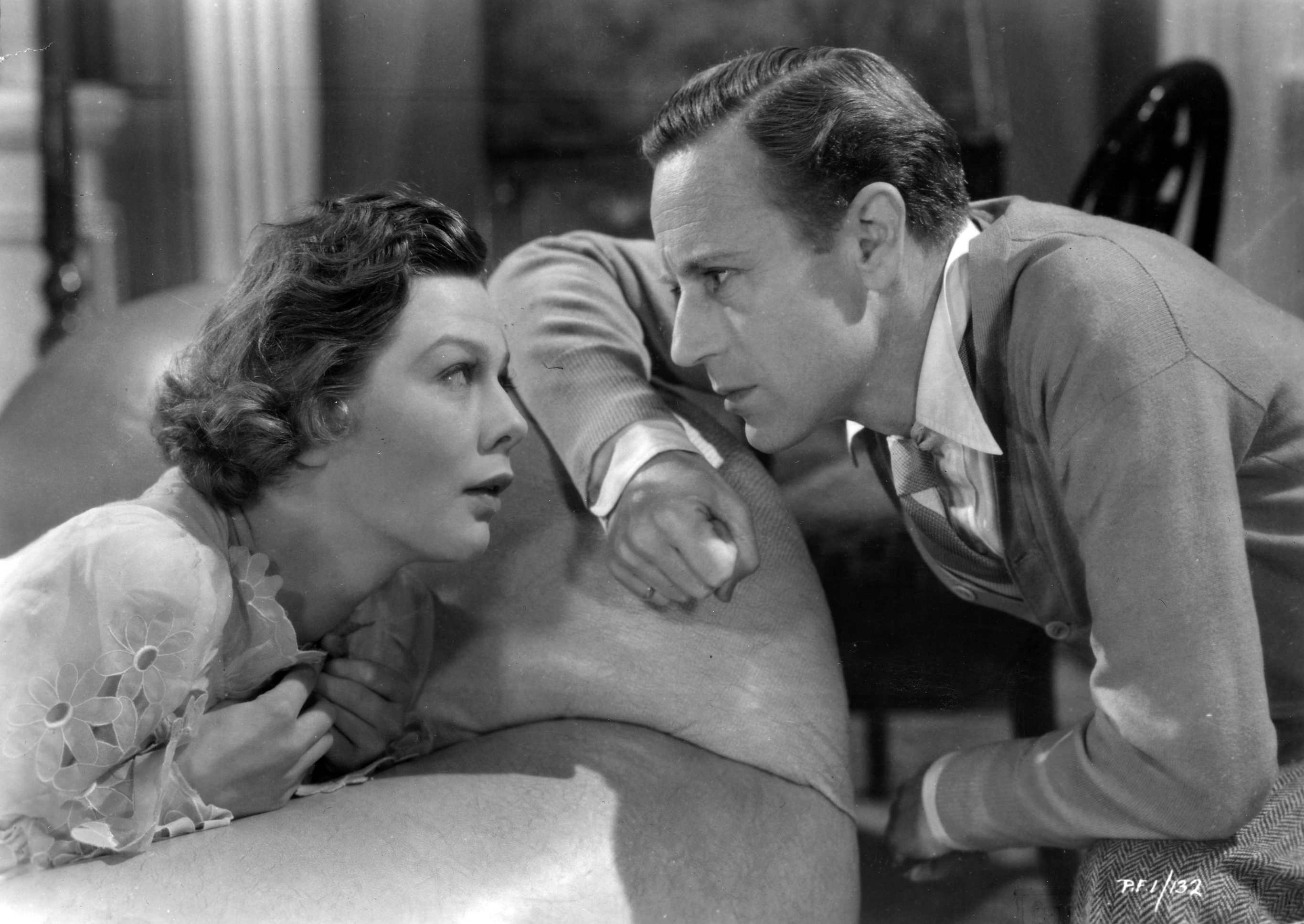 Still of Leslie Howard and Wendy Hiller in Pygmalion (1938)