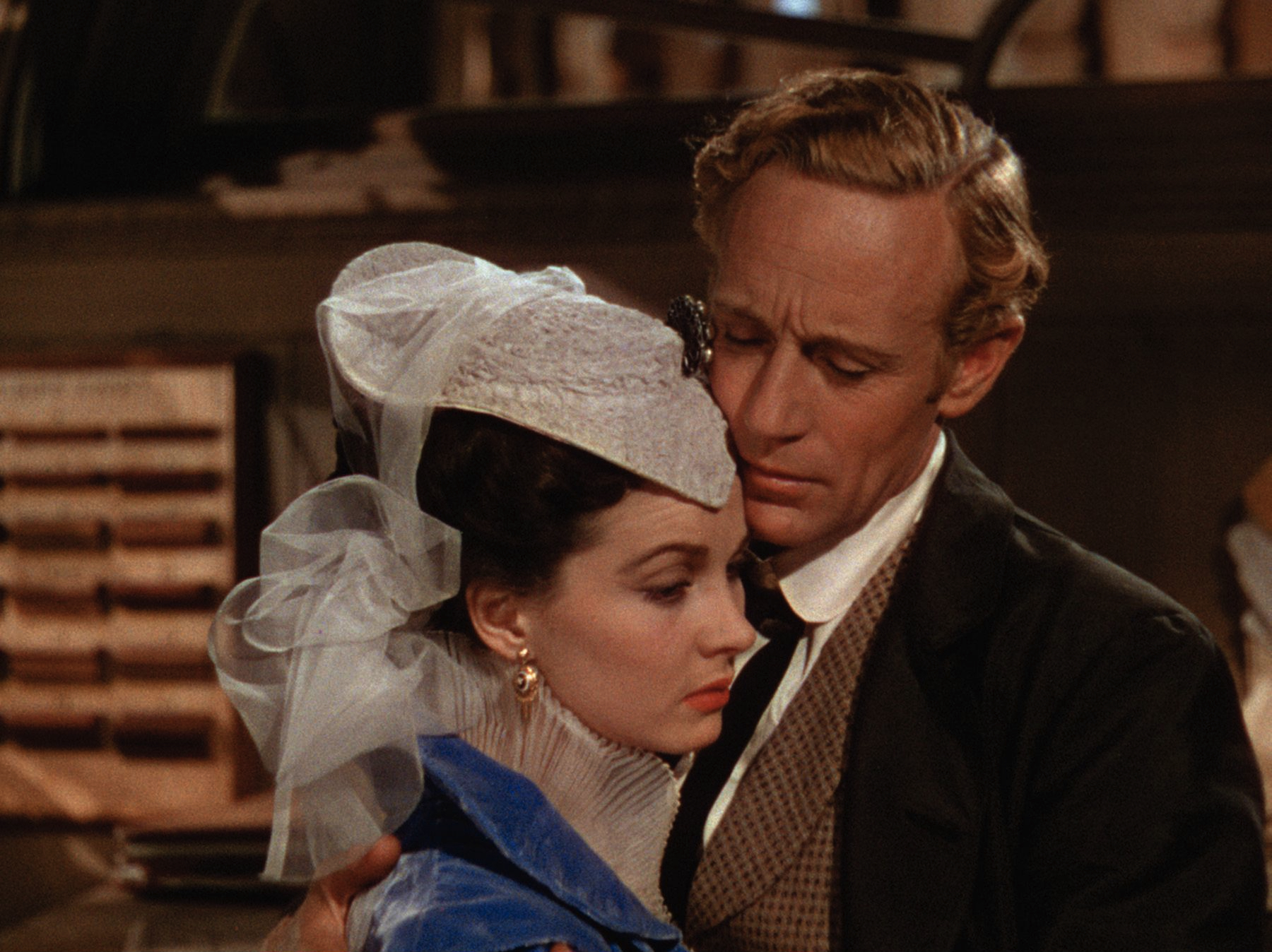 Still of Vivien Leigh and Leslie Howard in Gone with the Wind (1939)