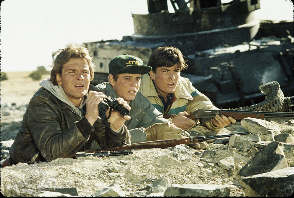 Still of Charlie Sheen, Patrick Swayze and C. Thomas Howell in Red Dawn (1984)