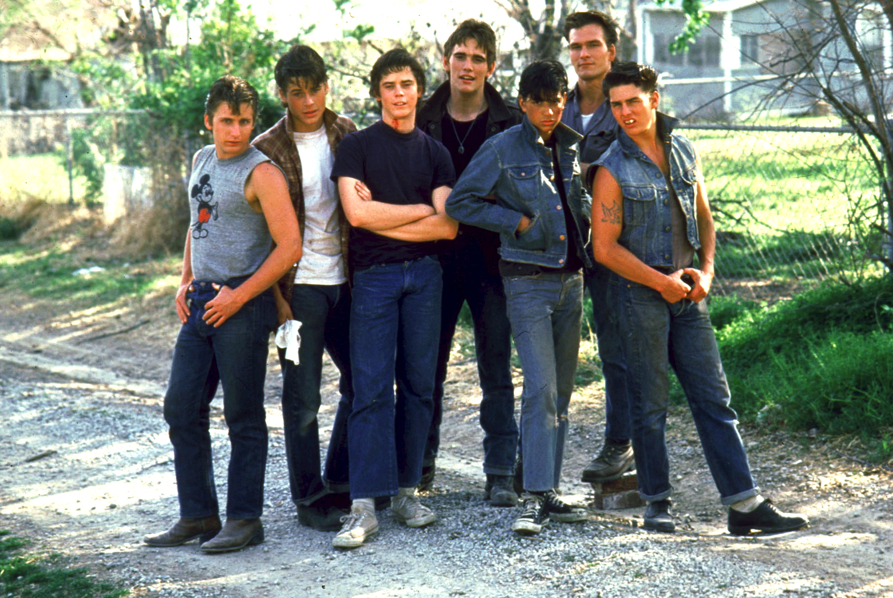 Still of Tom Cruise, Matt Dillon, Emilio Estevez, Rob Lowe, Patrick Swayze, C. Thomas Howell and Ralph Macchio in The Outsiders (1983)