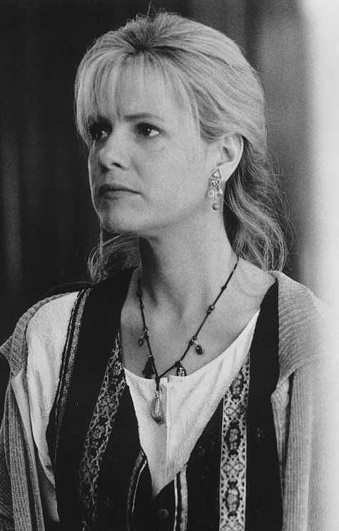 Still of Bonnie Hunt in Jumanji (1995)