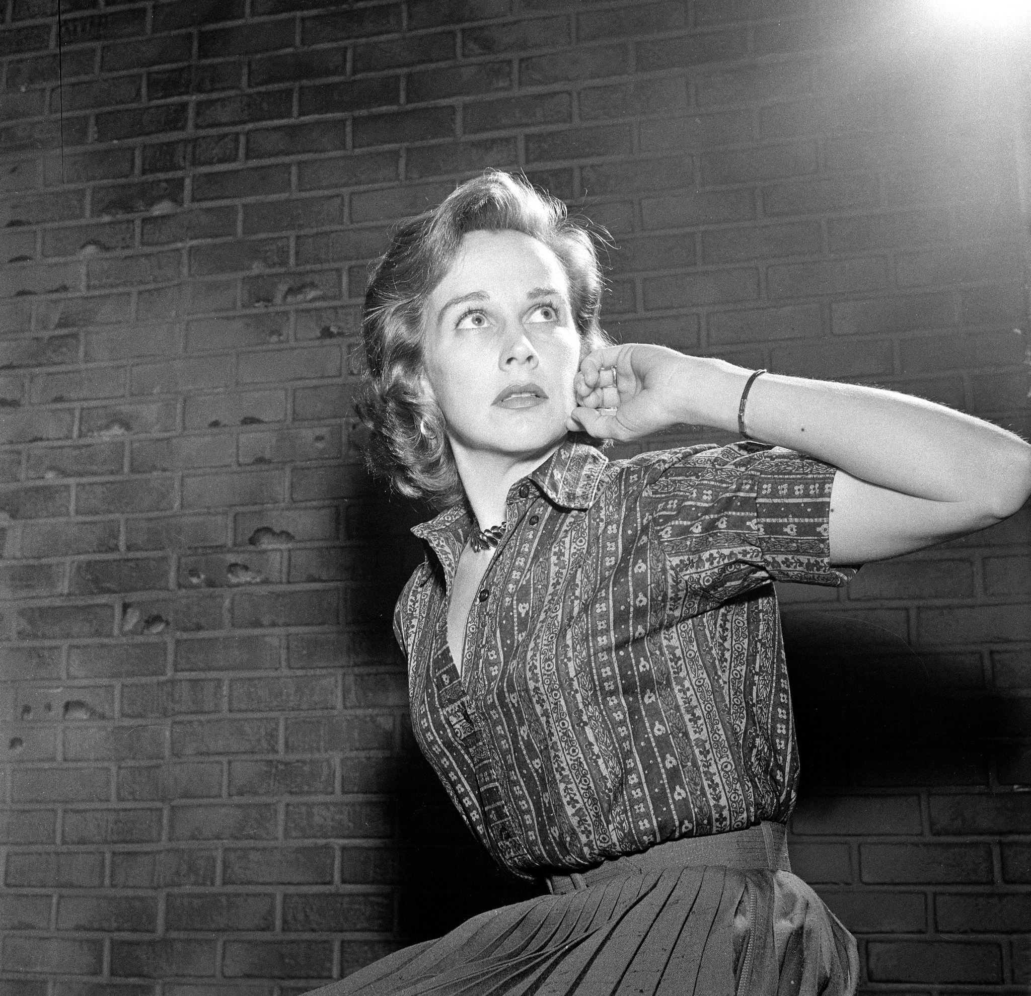 Kim Hunter at event of Playhouse 90 (1956)