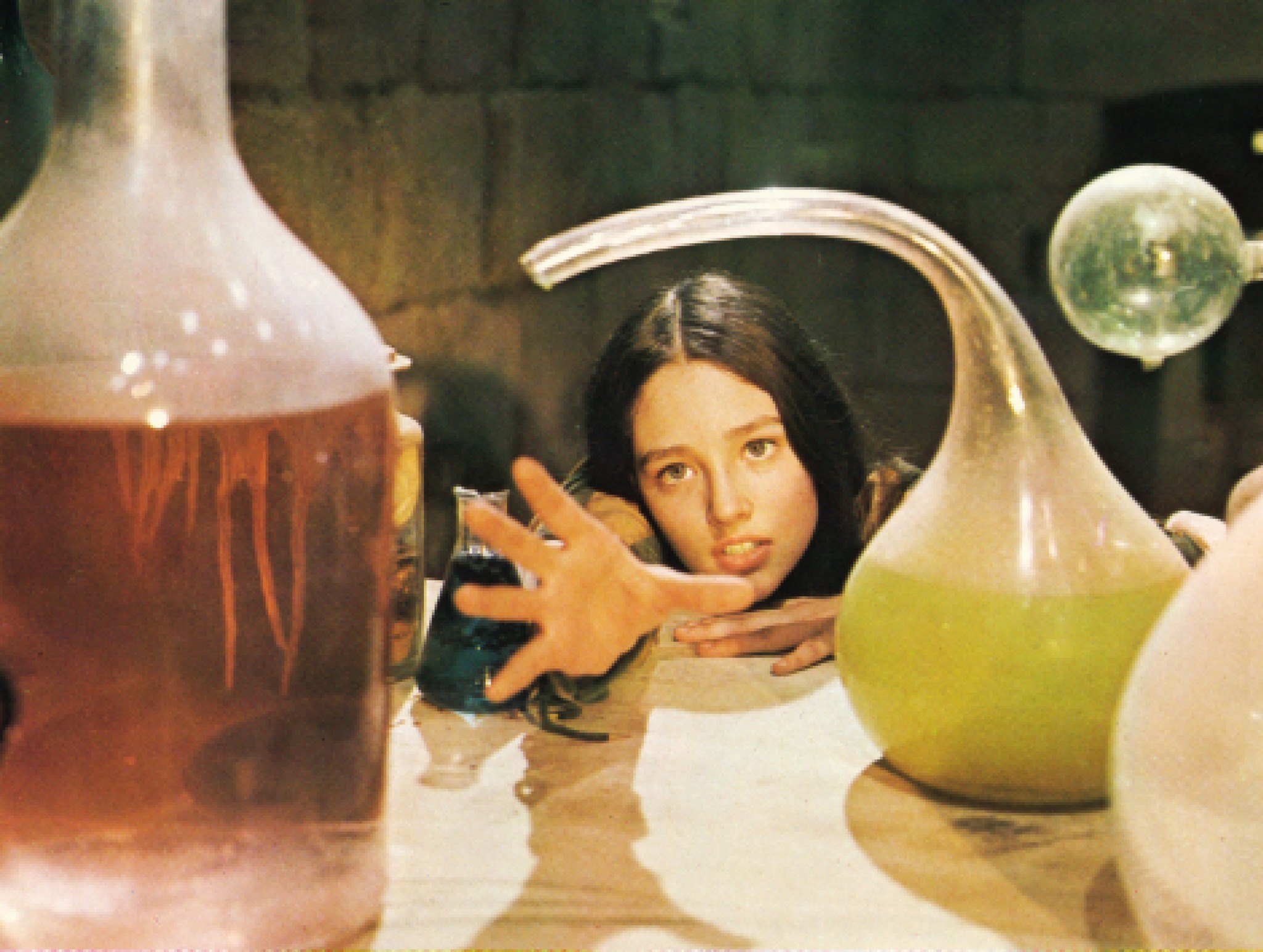 Still of Olivia Hussey in Romeo and Juliet (1968)