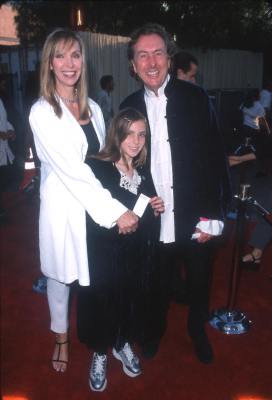 Eric Idle and Tania Kosevich at event of Bowfinger (1999)