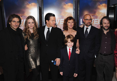 Susan Sarandon, Mark Wahlberg, Peter Jackson, Stanley Tucci, Michael Imperioli, Saoirse Ronan and Christian Ashdale at event of The Lovely Bones (2009)