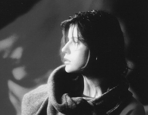Still of Irène Jacob in Trois couleurs: Rouge (1994)