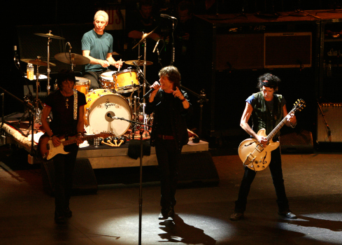 Still of Mick Jagger, Keith Richards, Charlie Watts and Ron Wood in Shine a Light (2008)