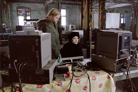 Still of Angelina Jolie and Teri Polo in Beyond Borders (2003)